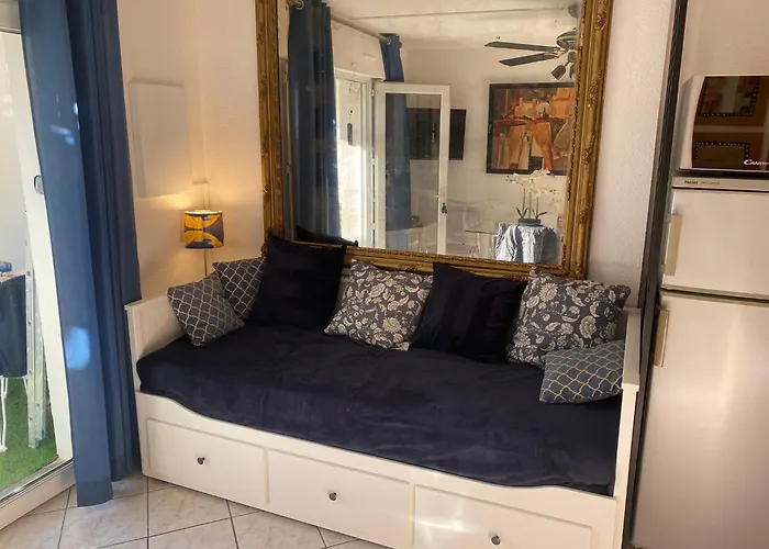 Clair De Apartment