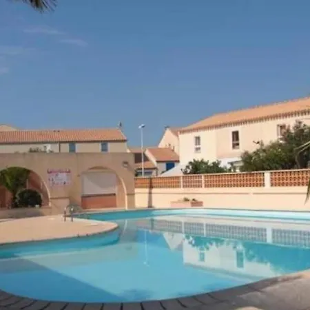 Clair De Apartment *