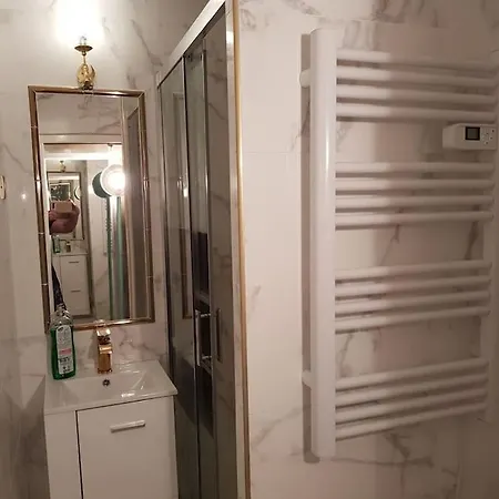 Clair De Apartment