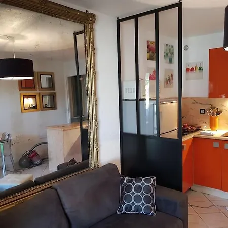 Apartment Clair De
