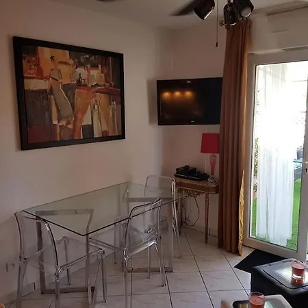 Appartement Clair De *